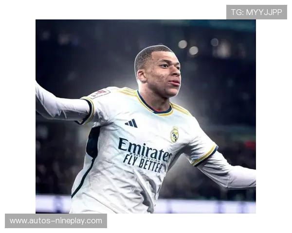 足球联赛第三号球星崛起 引领赛场新风潮 未来可期